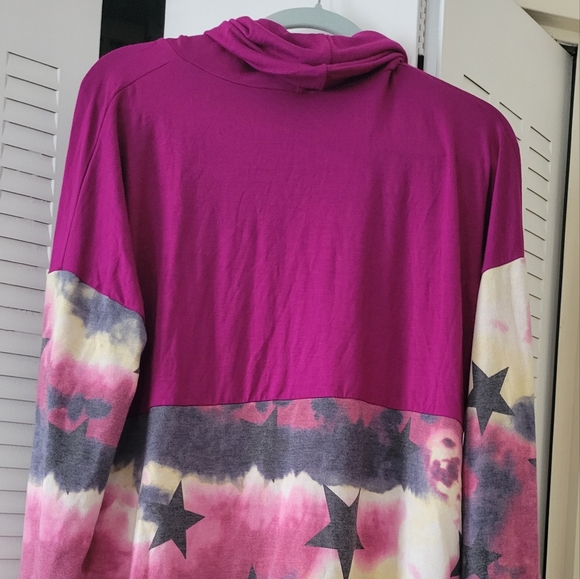 Fuschia Top - Picture 3 of 3